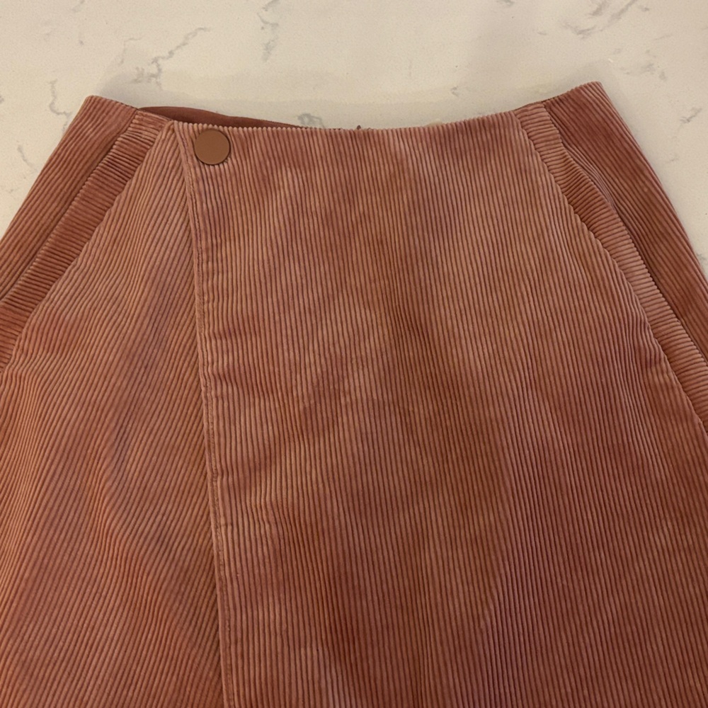 Club Monaco Light Rose Corduroy Wrap Mini Skirt with pockets - Picture 3 of 8